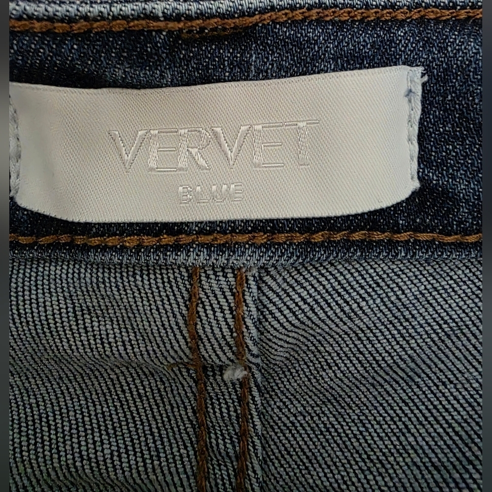 Vervet Blue High Rise. - Picture 6 of 8